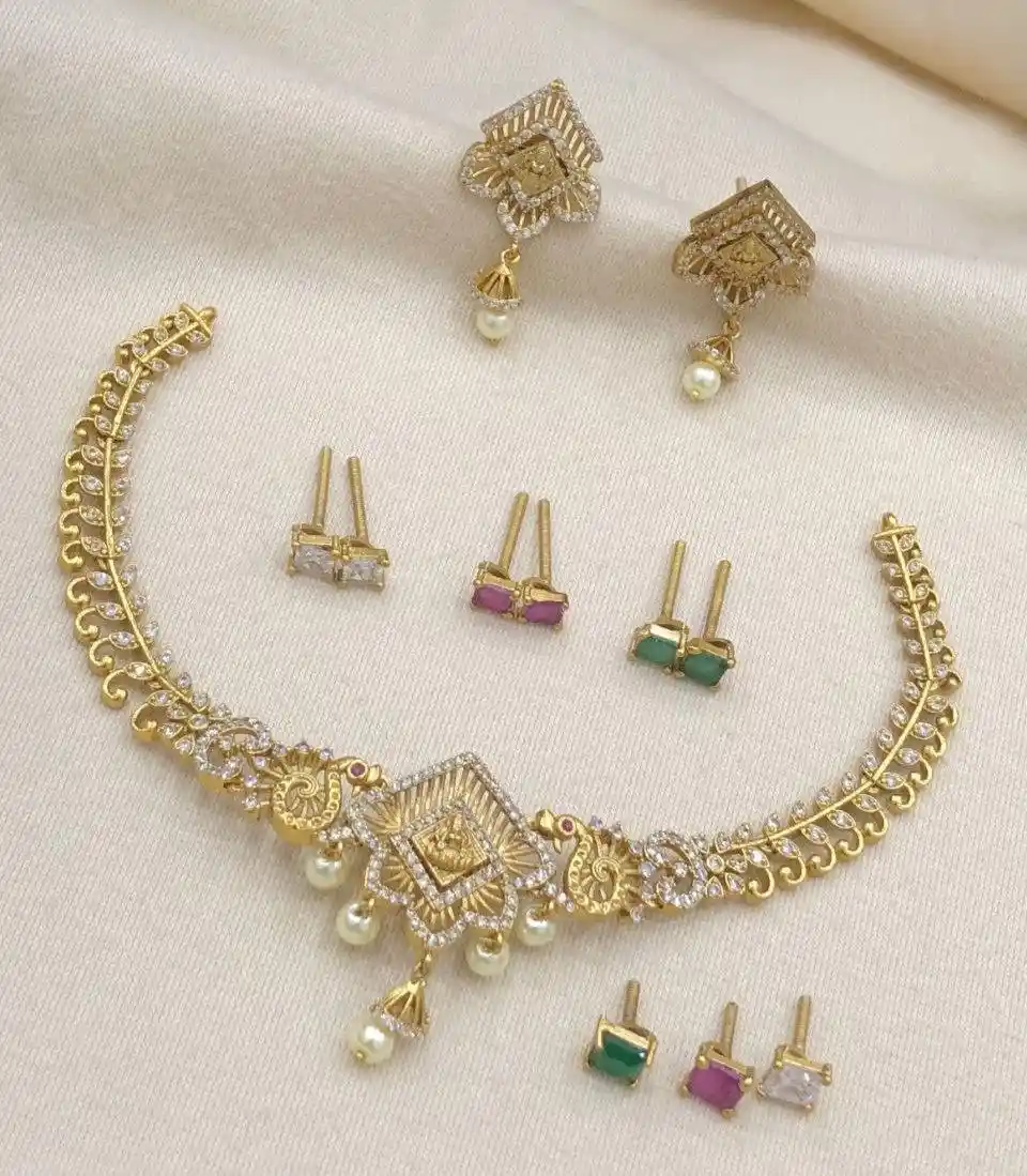 Mayura Antique Pearl drop Exclusive Changeable Necklace set